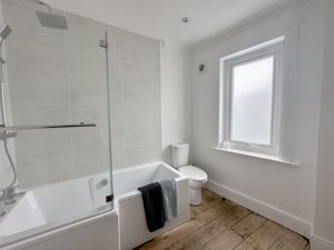 Bathroom - click for photo gallery